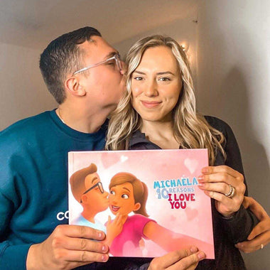This personalized love book from Hooray Heroes is the most original Valentine's day gift.